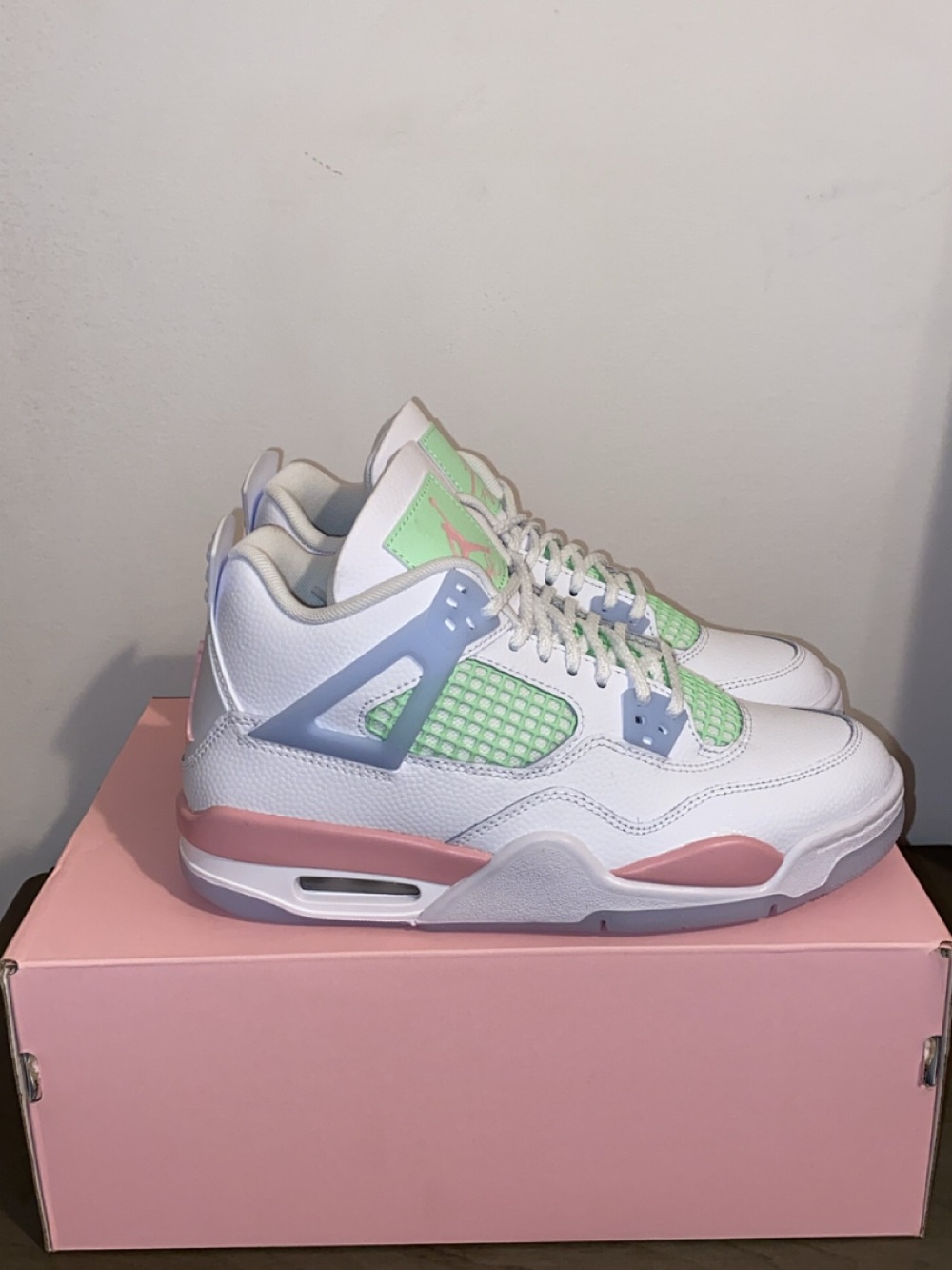 Brand new never worn, authentic, Jordan Air 4 Low — White, Pink & Mint Accent - Picture 3 of 5
